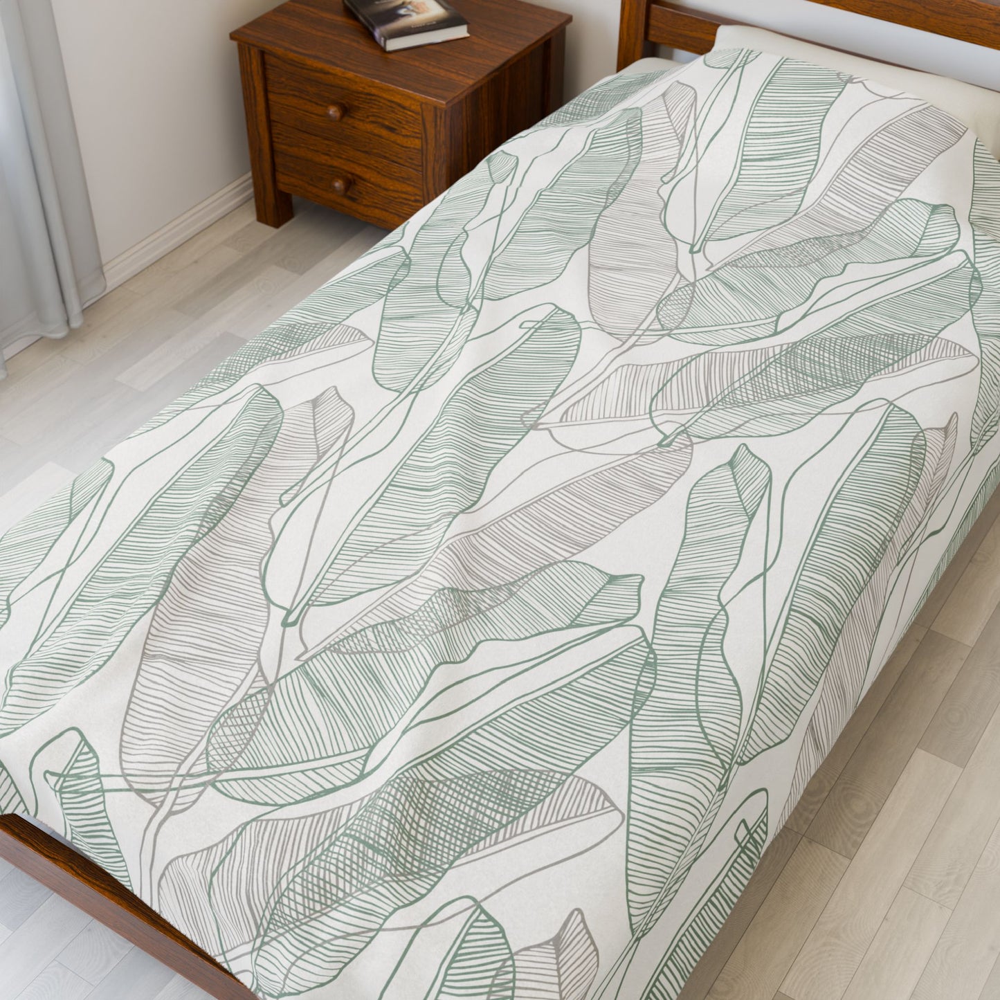 Cozy Green Botanical Velveteen Plush Blanket