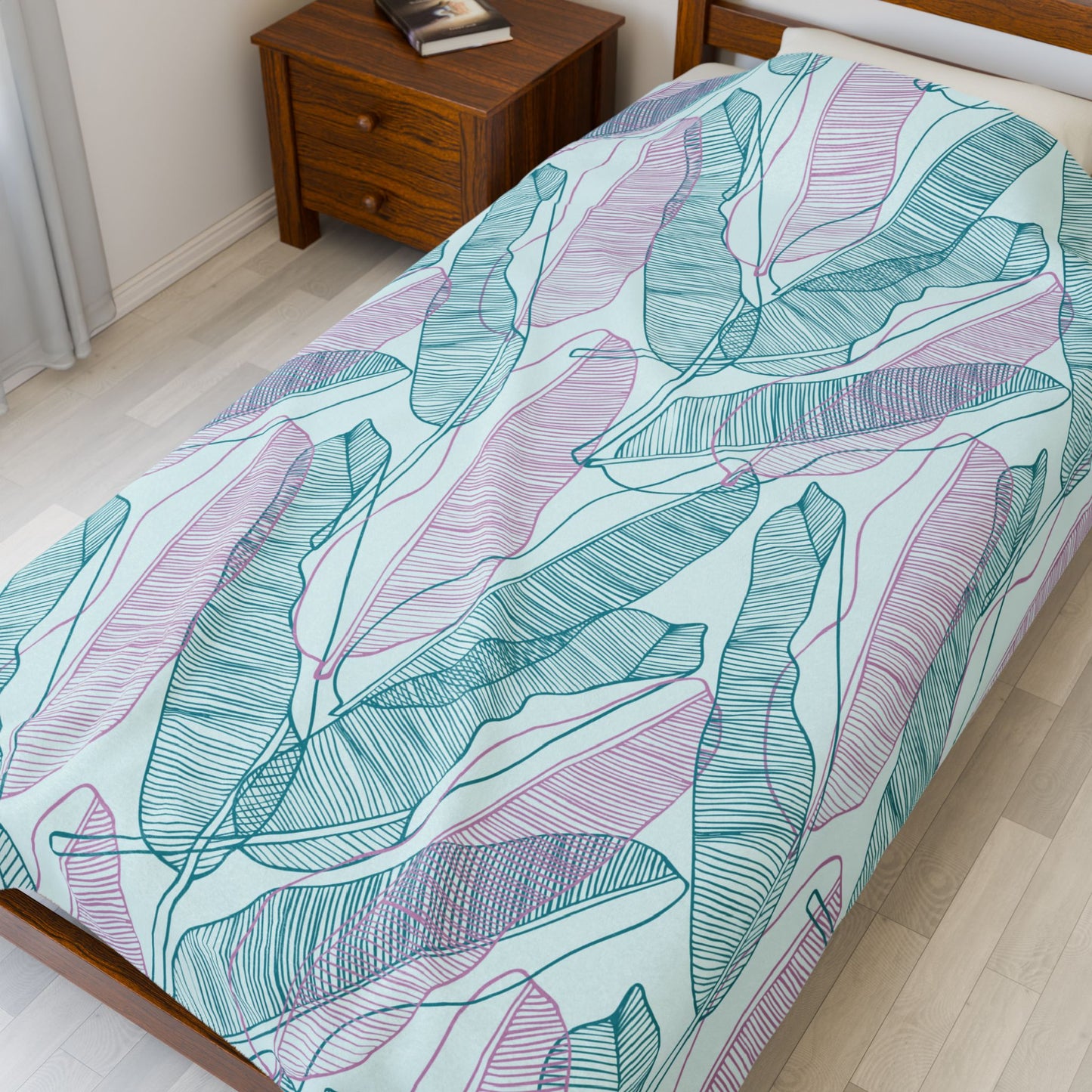 Cozy Green Botanical Velveteen Plush Blanket